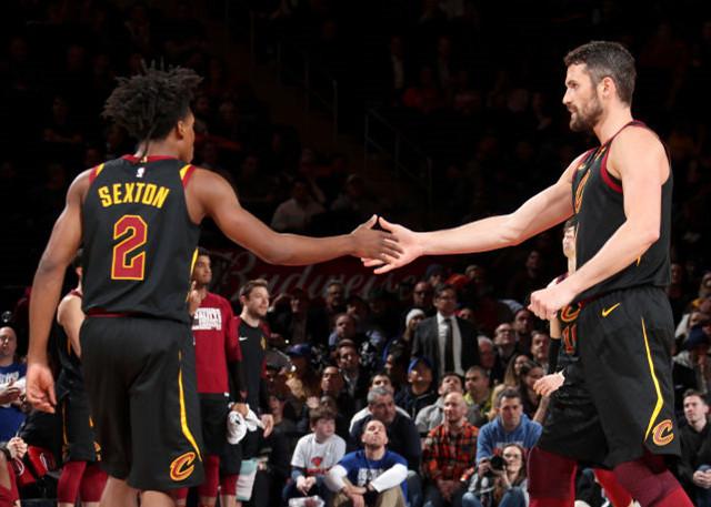 队在攻防两 队在攻防两